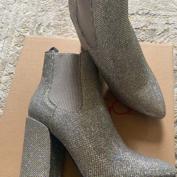 Sparkly  Mesh Boot - Picture 10 of 11